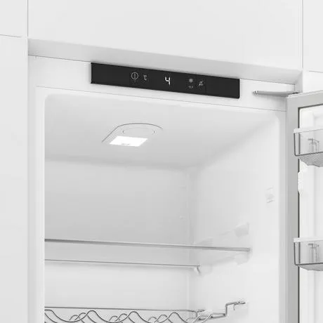 Blomberg SST4455VI Integrated Tall Larder Fridge White