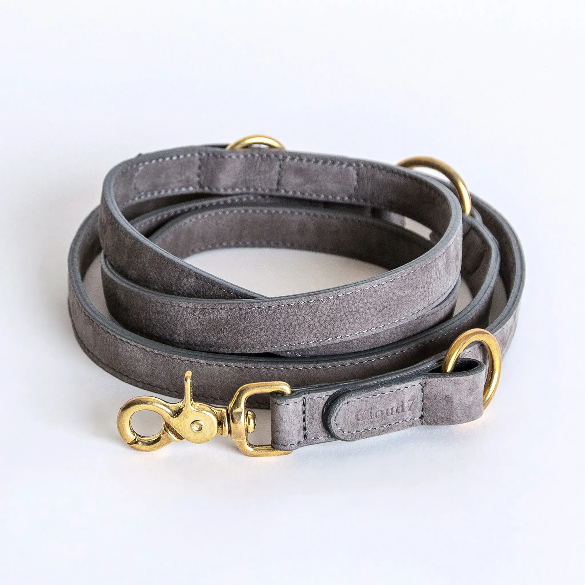 Cloud7: Tiergarten Nubuck Multiway Dog Leash in Taupe